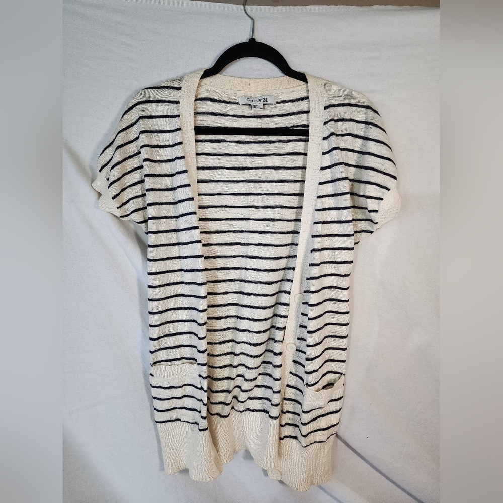 Forever 21 Women's Striped Sweater - Black and White